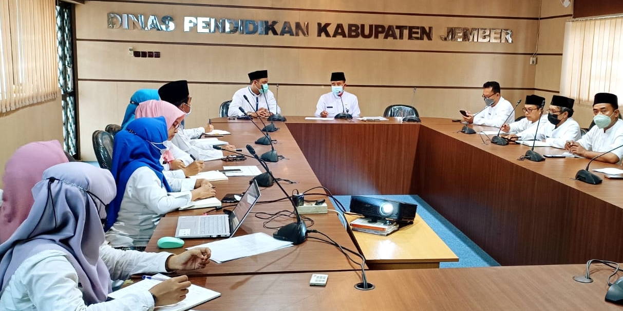 MATANGKAN PERSIAPAN HARDIKNAS